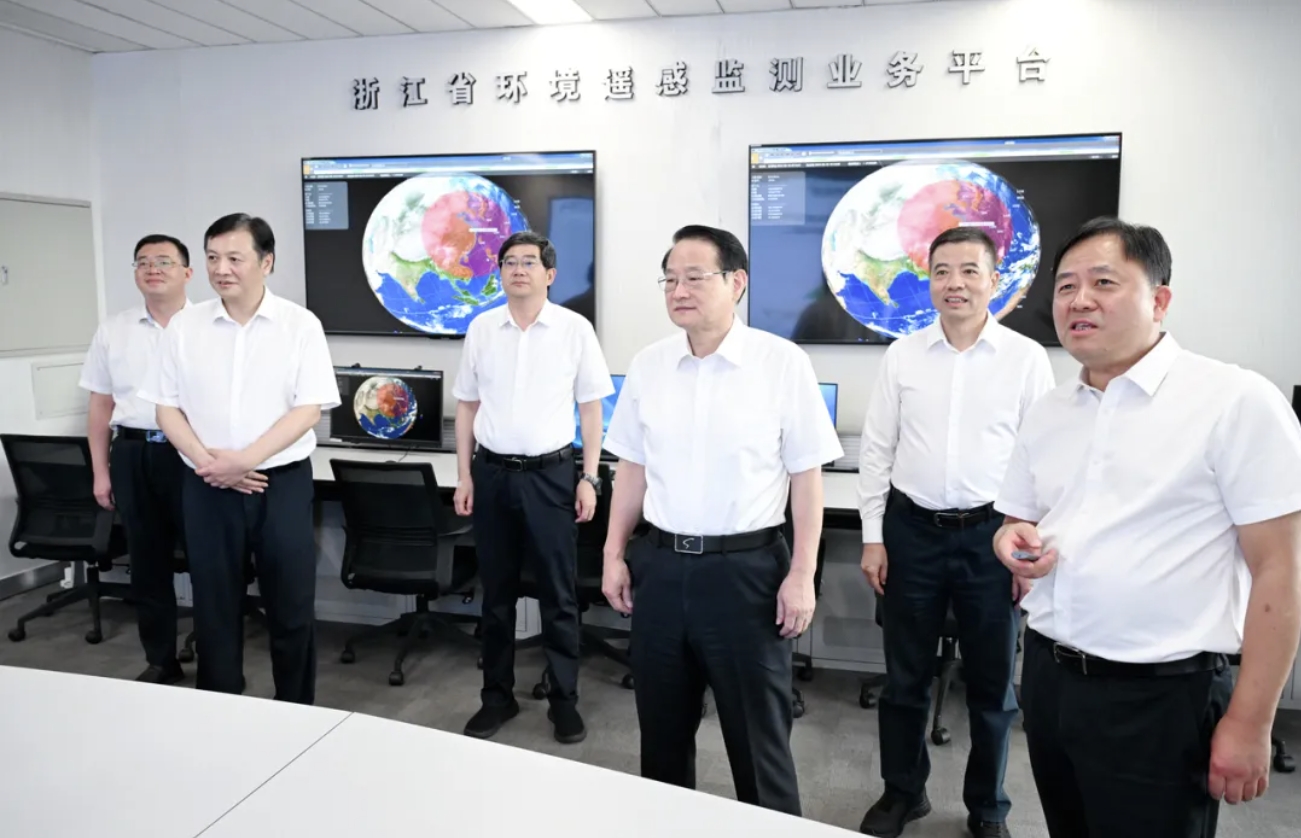 易煉紅調研省生態環境廳：勇擔責任再接再厲再創佳績 為美麗...